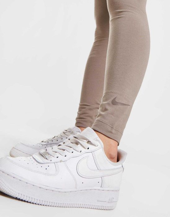 Оригинален Nike комплект DM4851-087 – размер S, обличан само веднъж