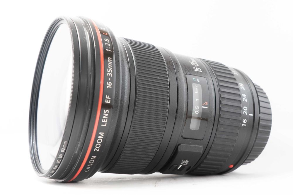 Canon EF 16-35mm f/2.8 L II USM (serie L), în stare excelentă