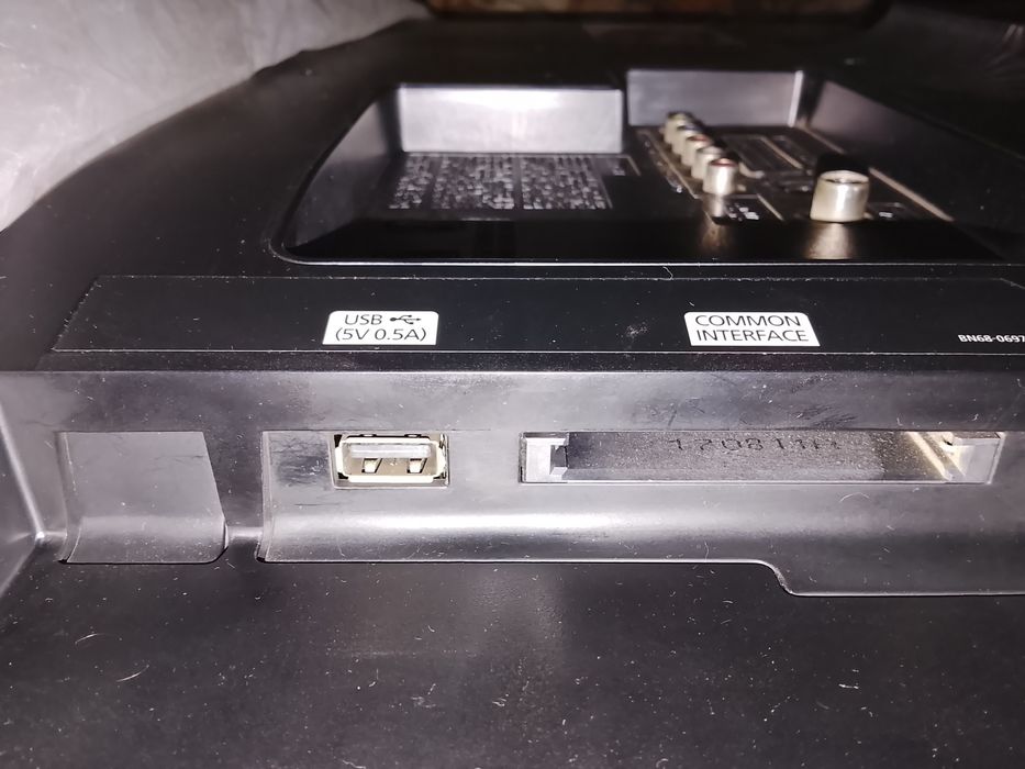 Телевизор Samsung Байдибек би (Маловодное)