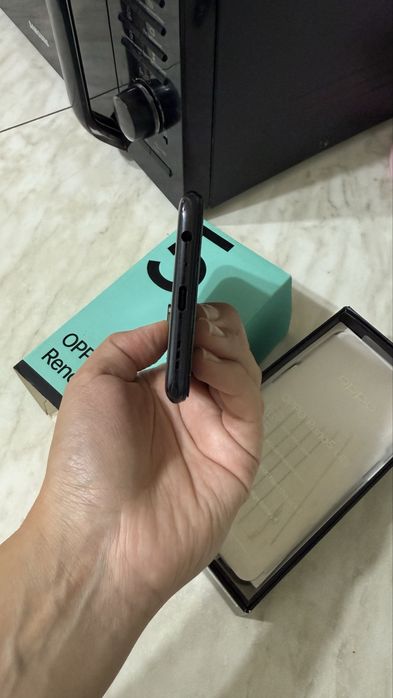 Продам Oppo reno 5life