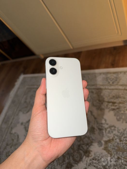 iphone 17 silver