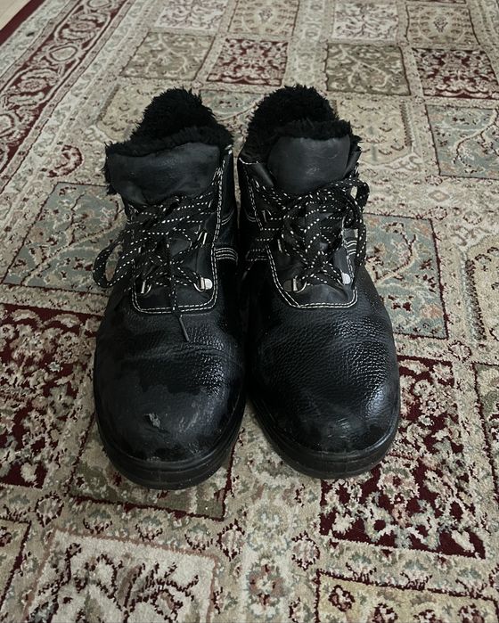 Аяқ киім жұмысқа