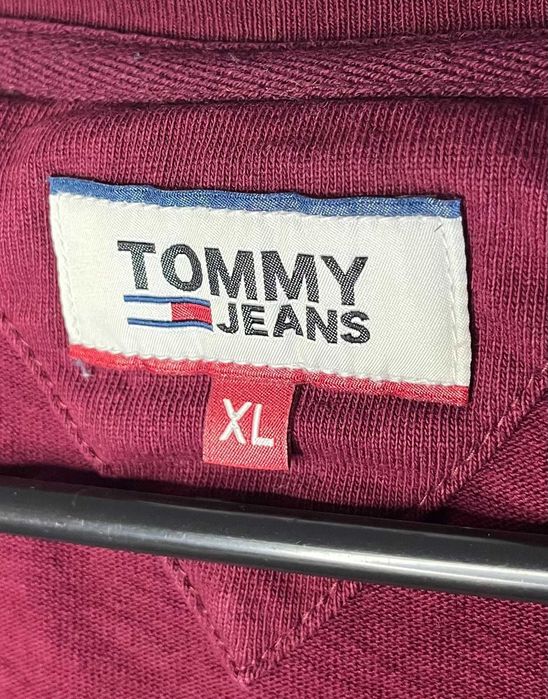 Tommy Jeans Badge Slim T-Shirt Мъжка Тениска