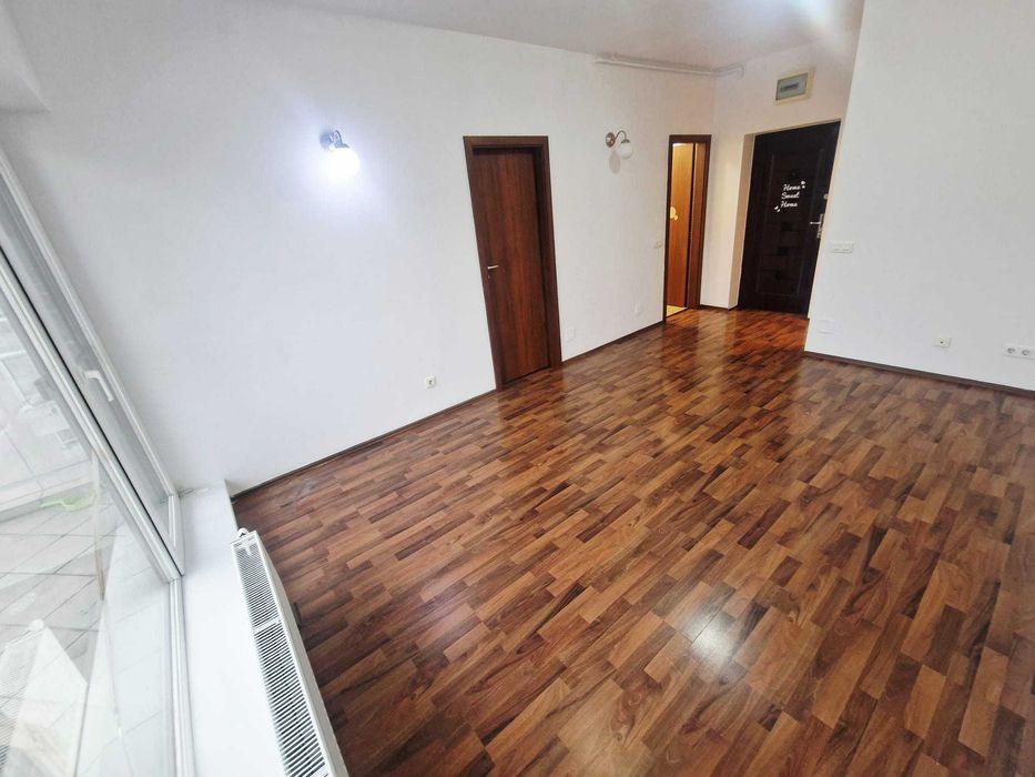 Garsoniera, suprafata 33mp, balcon - Auchan Titan - Rasarit de soare