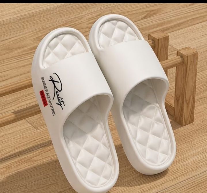 Продам шлепанцы р.41,5-42
