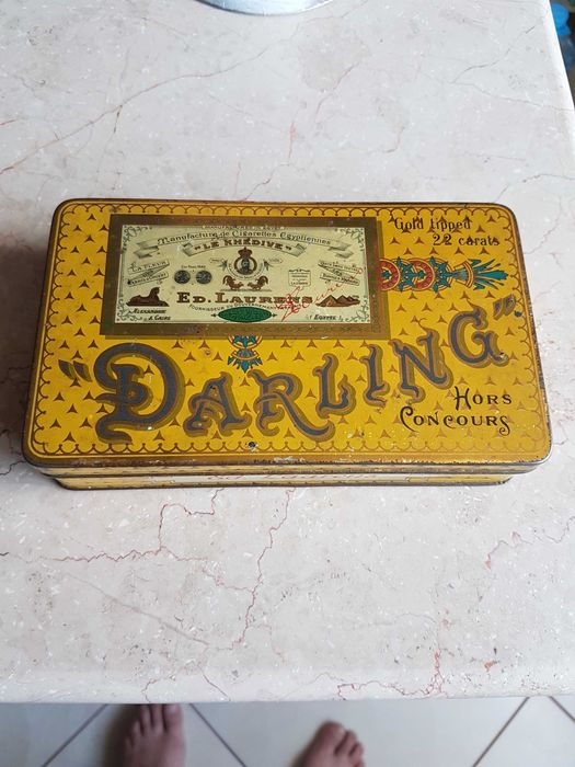 Cutie veche de tablă pt țigări anii '20-'30!!!