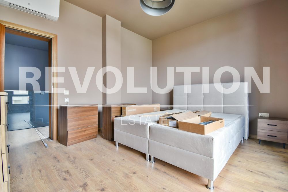 Дава се под наем Къща в София, Център - 180 кв.м за 2000 € - Снимка #2