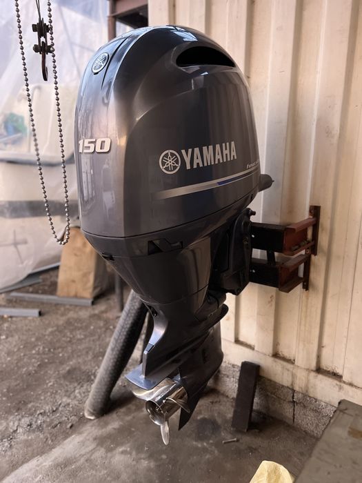 Лодочный мотор Yamaha 150 в отличном состоянии