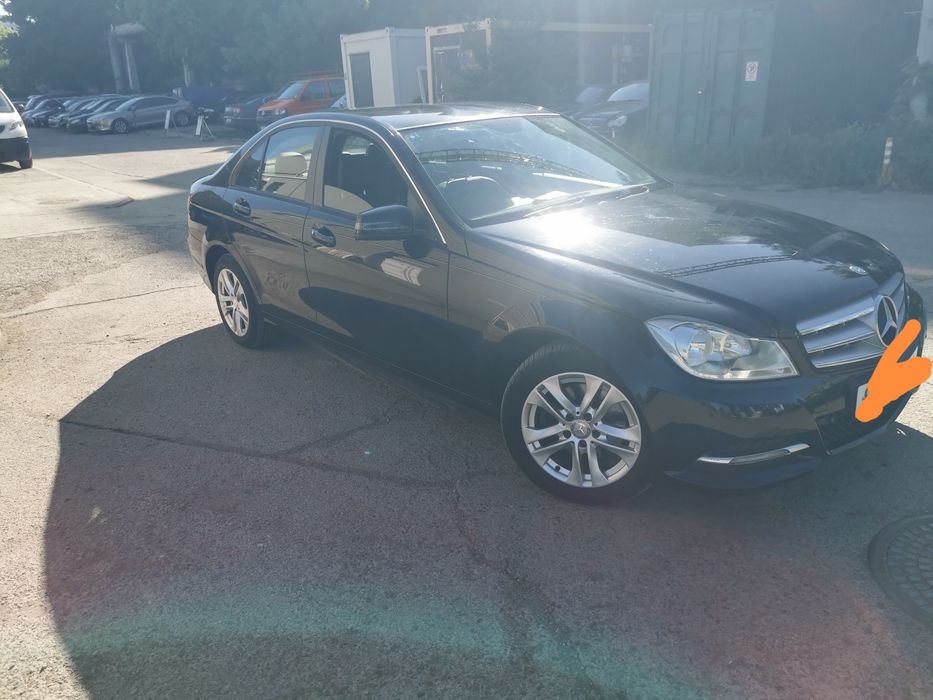 Dezmembrez Mercedes w204 c-classe  2012 facelift