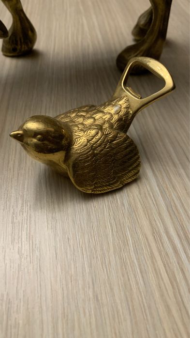 Бронзови фигурки различни