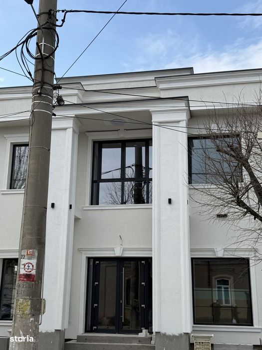 Spațiu comercial de închiriat, 160 mp, parcare