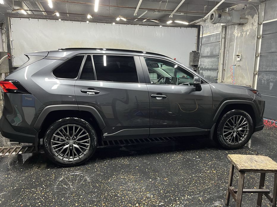 Toyota RAV4 2020,