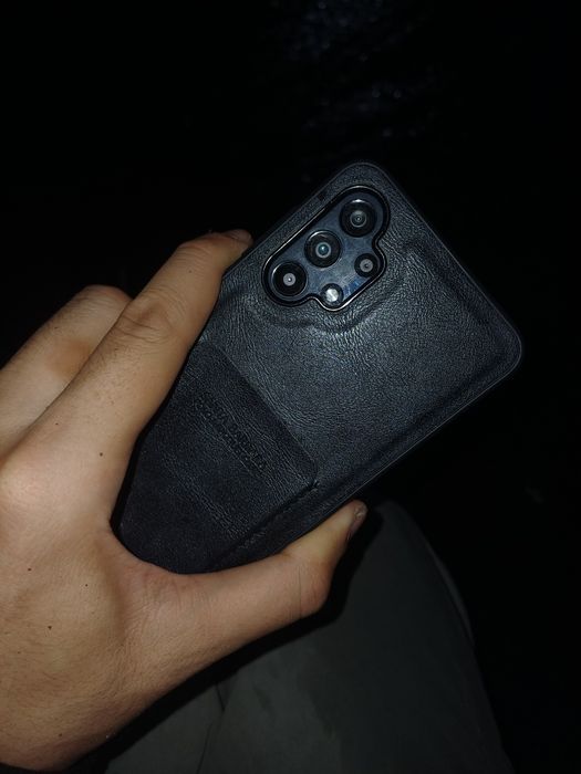 Samsung A23 (23 г)  продам