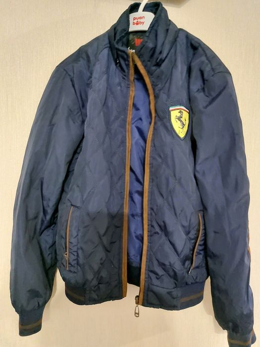 Куртки  женские,  подростковые