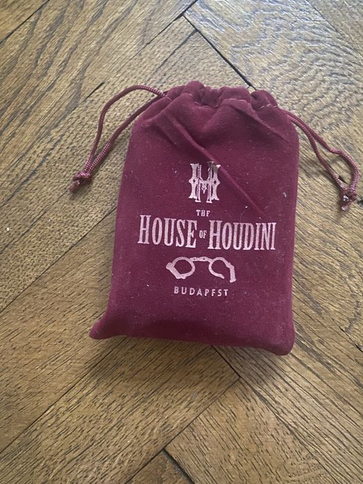The House of Houdini card escape deck