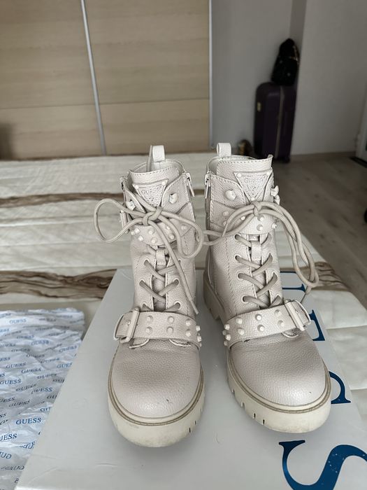 Боти Guess!Оригинални!