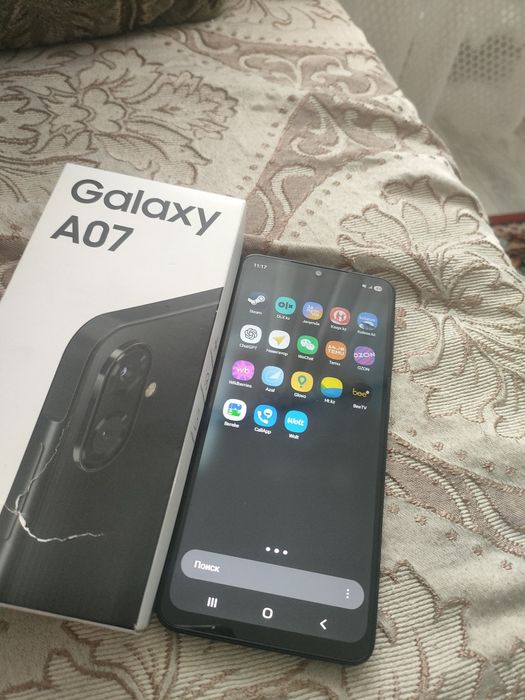 Продам Самсунг А07
