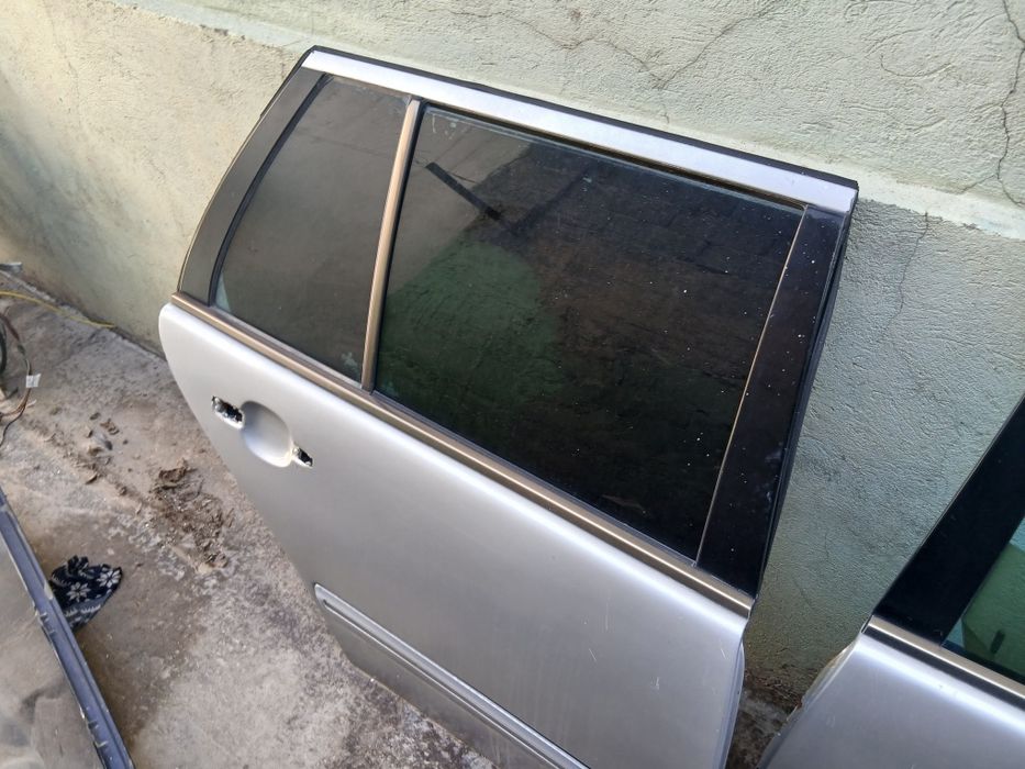 Мерседес 210 запчасти двери