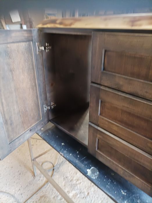 Шкаф за баня с плот орех