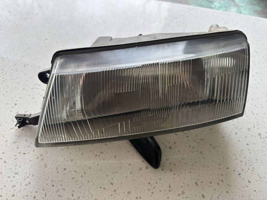 Фара левая subaru legacy