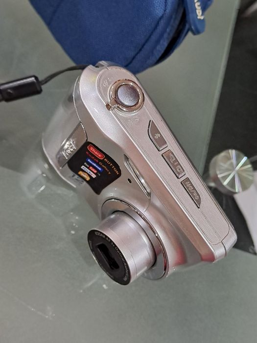 Фотоапарат KODAK EasySare C143