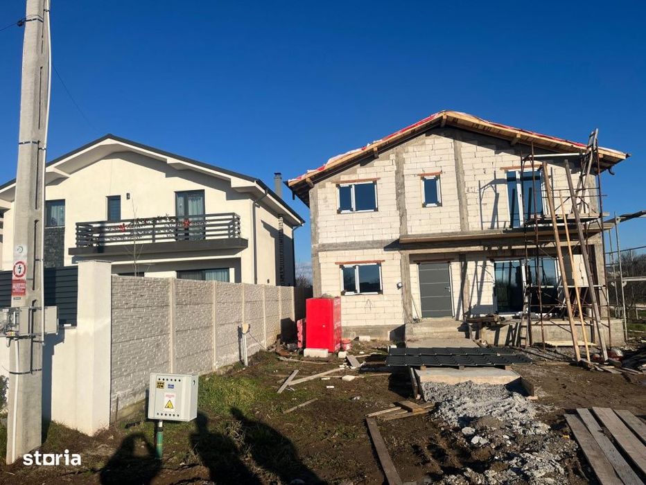 Casa semi-finisata P+M, 170 mp utili, 311 mp teren, zona Carcea