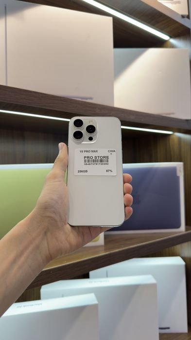iphone 15 pro max naxtka
