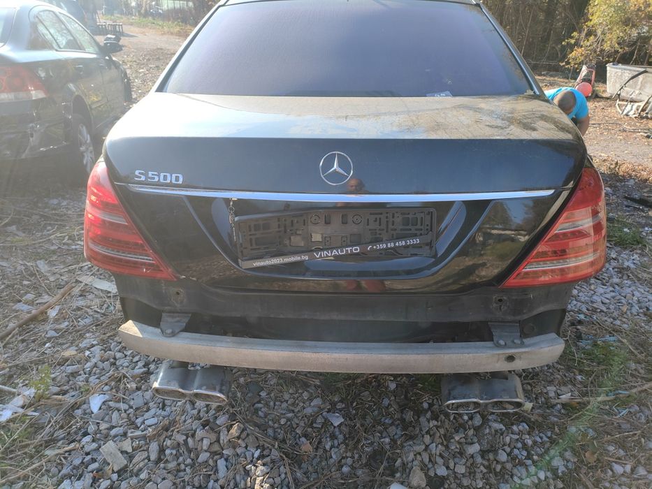 Продавам на части Мерцедес S500 W221 на части 388кс