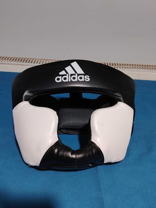 ADIDAS protecție la cap pentru boxeri.
