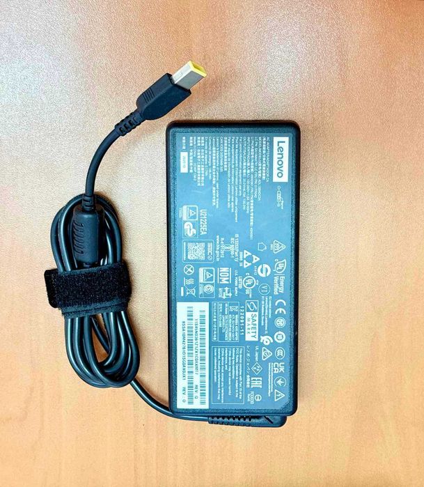 135w Lenovo Charger / 135в Зарядно за Леново - ОЕМ / ОРИГИНАЛНО /