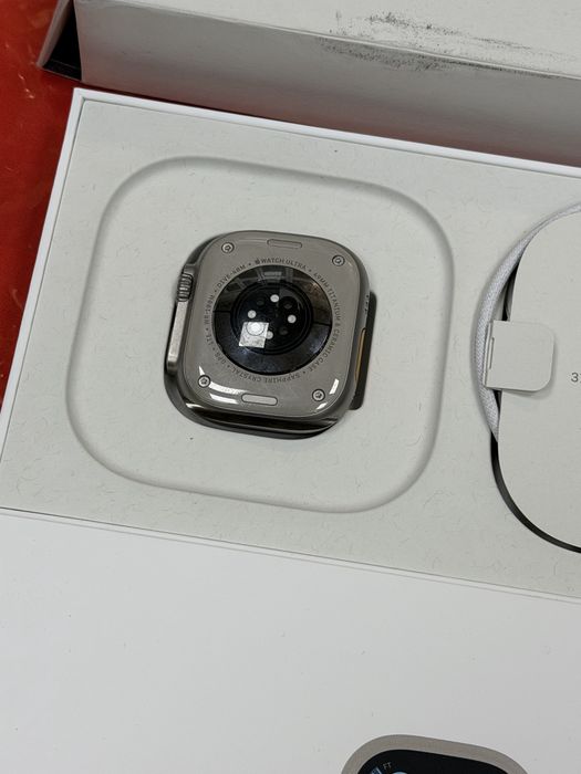 КАТО НОВ 49mm Apple watch ULTRA 2 Technopolis Гаранция 2025 Orange