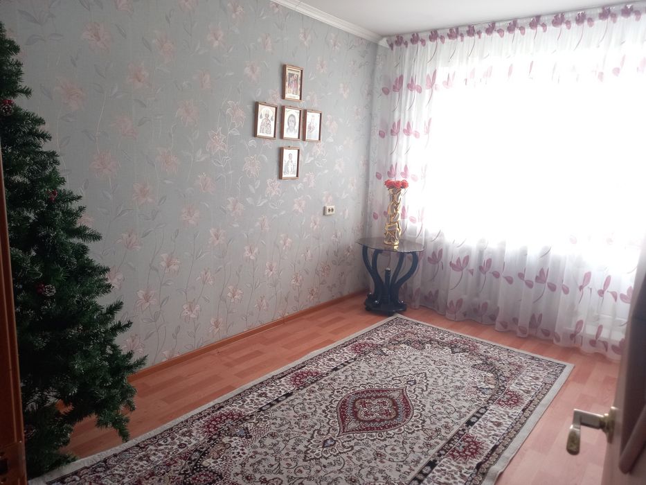 Продам квартиру трёхкомнатную