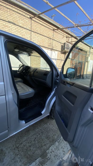 Volkswagen Tranportet T5