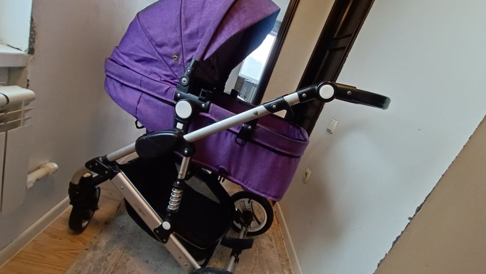 Срочно продам коляску