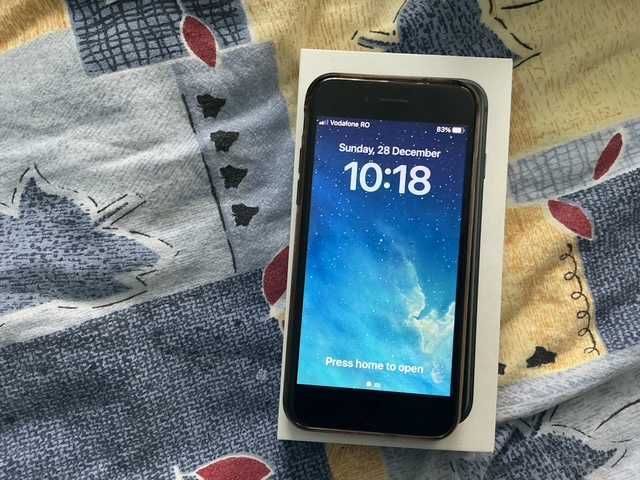 Vand iPhone SE 3rd Generation (2022) 128 GB