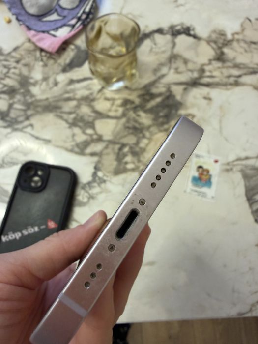 Продам айфон 14