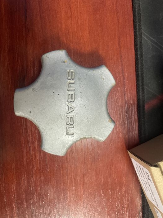 Крышка на диски