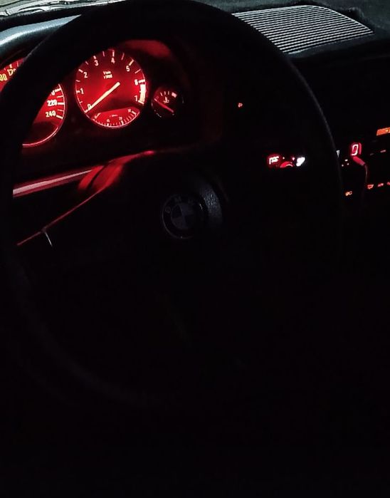 Срочно срочно продам BMW М5 Е34