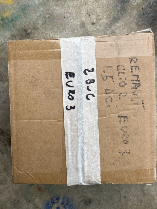 Vand injectoare Reneult Clio 1.5 dci euro 3 2003-2006