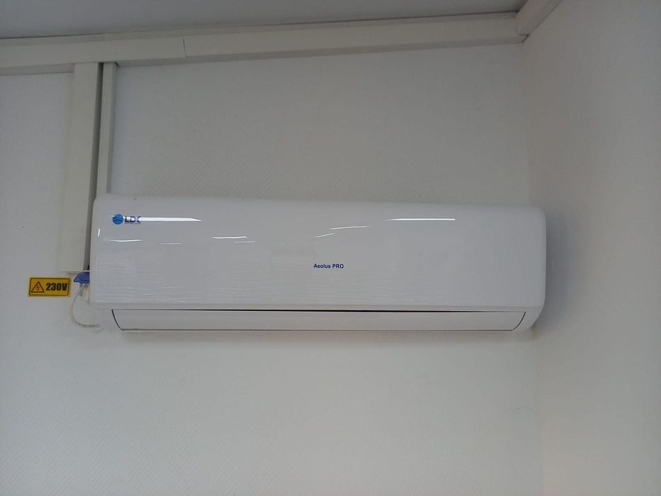 2 buc-Aer conditionat LDK Aeolus 27.900BTU Clasa A++ - STARE EXCELENTA