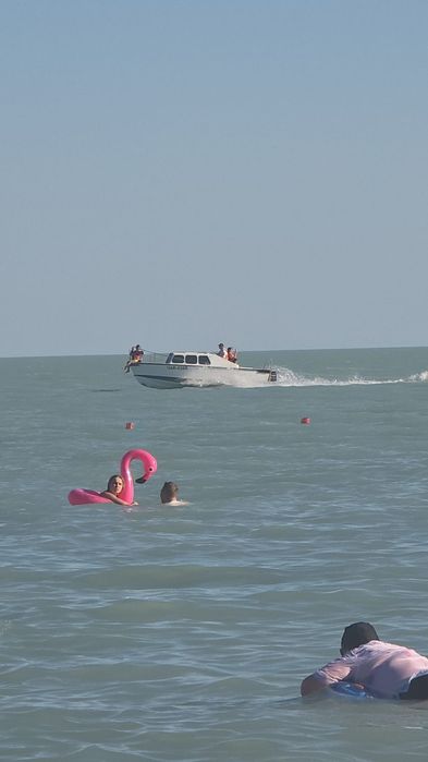 Продам катер  с мотором mercury