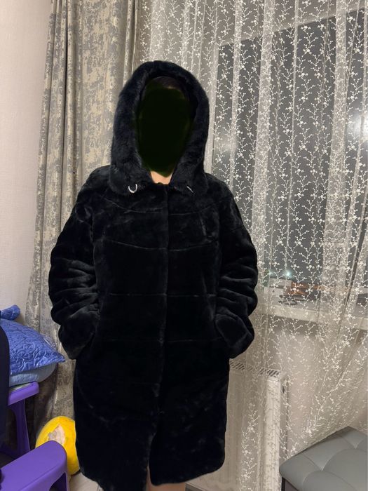 Продам шубу мутон в идеальном состояний