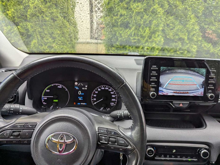 Toyota Yaris Hybrid  an 2021