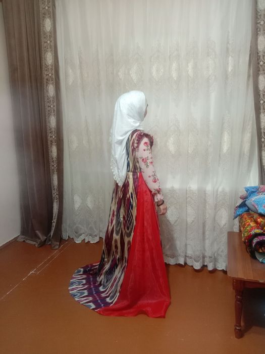 Chopon organza va adras