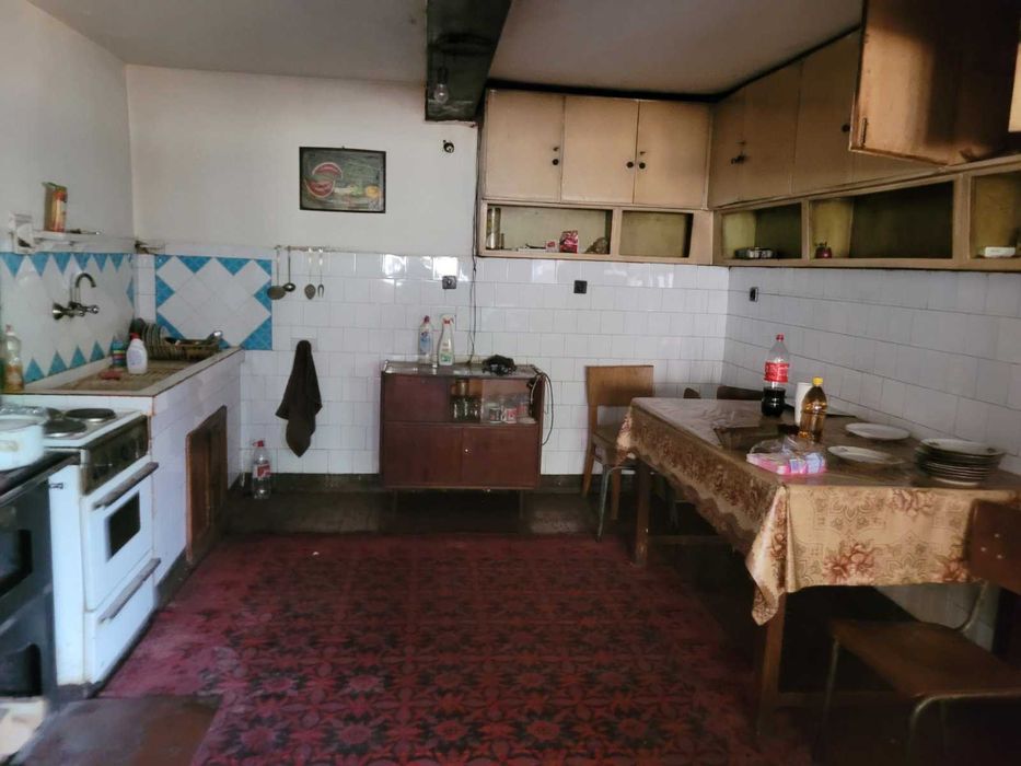 Продавам къща в село Реселец обл. Плевен