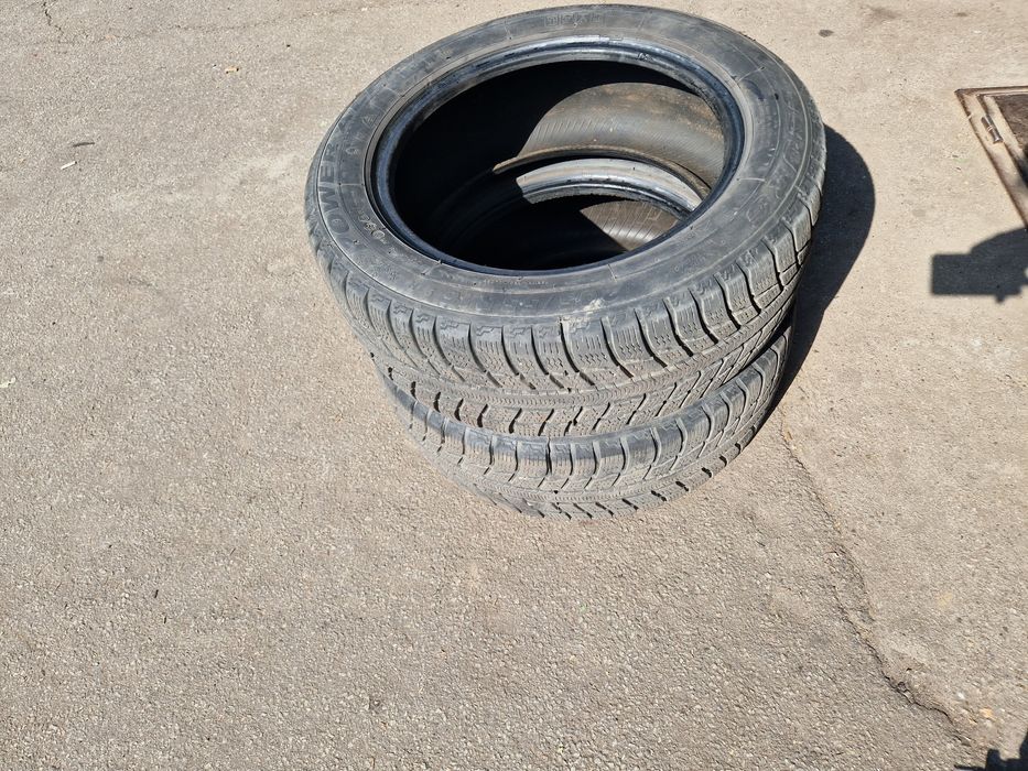 Anvelope  iarna  205 55 16