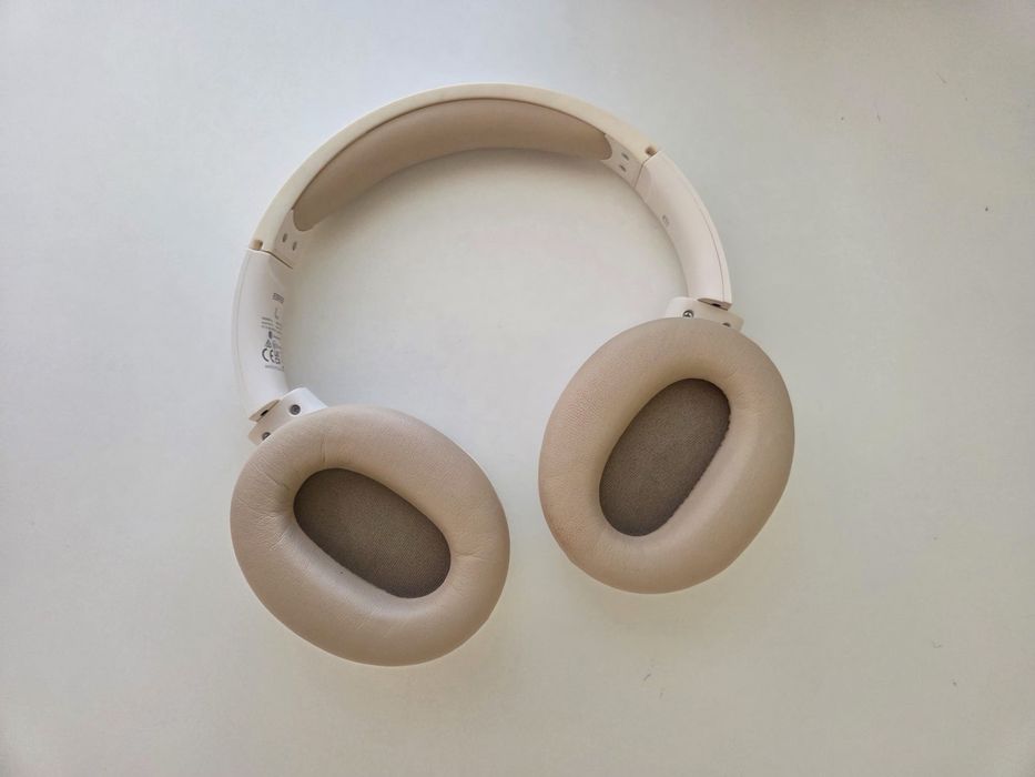 Слушалки Edifier(over-ear)