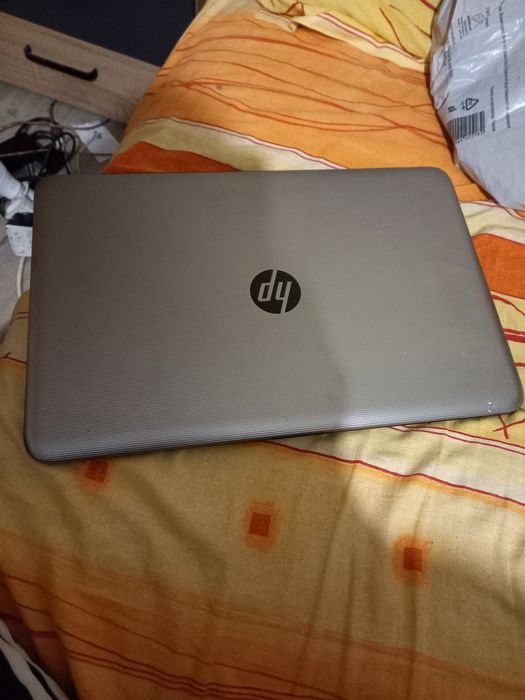 Лаптоп hp 2025 година.