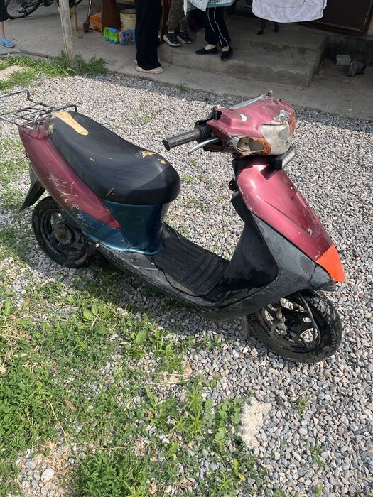 Скутер suzuki Lets