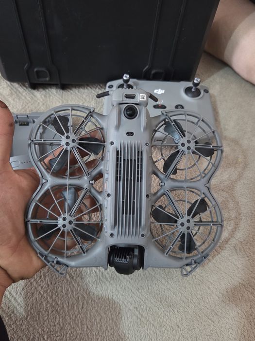 Vand dji neo 2 aproape nouo